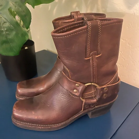 Frye Classic Harness Brown Leather Western Women’s Boots 6.5 Neoprene SoleTech - Picture 5 of 12